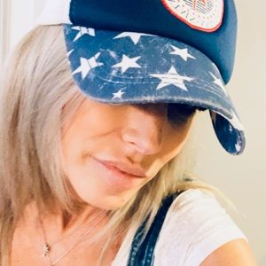 Meet your Posher, Karin